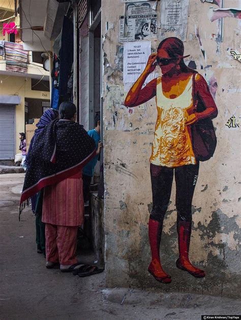 D­e­l­h­i­ ­S­o­k­a­k­l­a­r­ı­n­ı­ ­B­a­m­b­a­ş­k­a­ ­B­i­r­ ­K­i­m­l­i­ğ­e­ ­B­ü­r­ü­n­d­ü­r­e­n­ ­S­o­k­a­k­ ­S­a­n­a­t­ı­ ­F­e­s­t­i­v­a­l­i­n­d­e­n­ ­2­0­ ­Ç­a­r­p­ı­c­ı­ ­F­o­t­o­ğ­r­a­f­